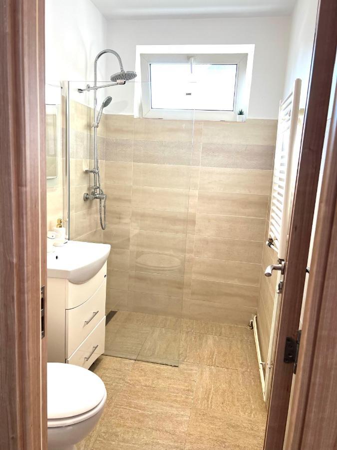 Star Apartments بايا ماري المظهر الخارجي الصورة